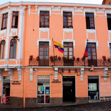 Hostal Juana De Arco
